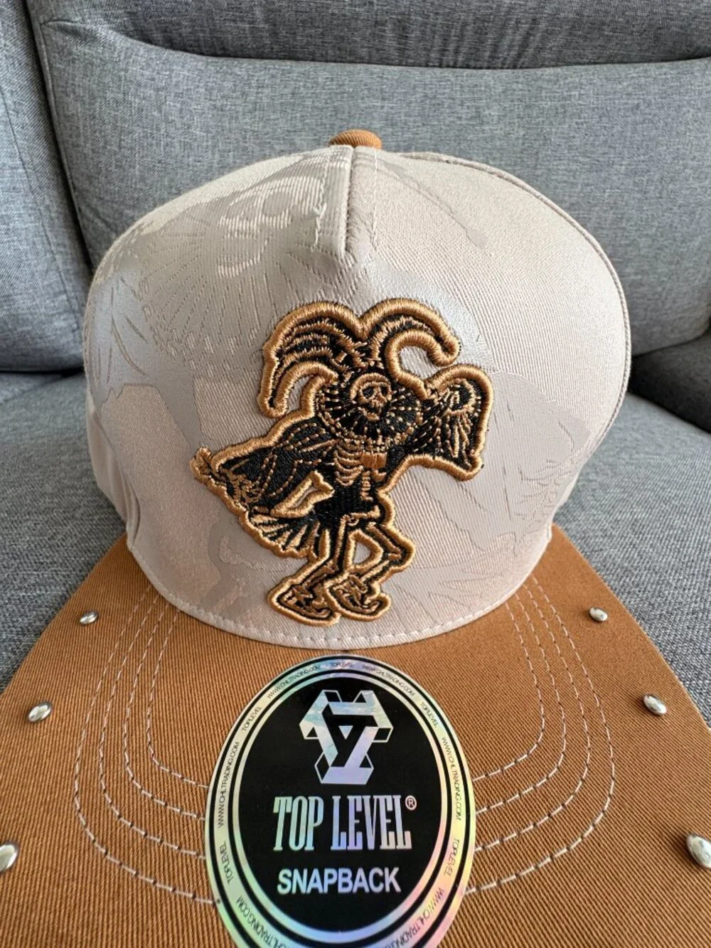 NWT Top Level Beige Brown Skeleton Jester Studded Snapback Hat Streetwear OS